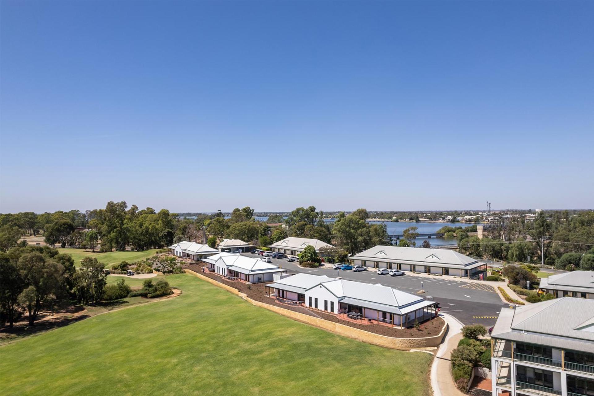 Yarrawonga Mulwala Golf Club Hotell Exteriör bild The Lakes College, 2017